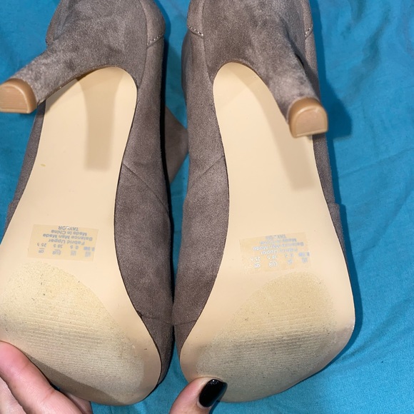 Fergalicious heels - Picture 4 of 6